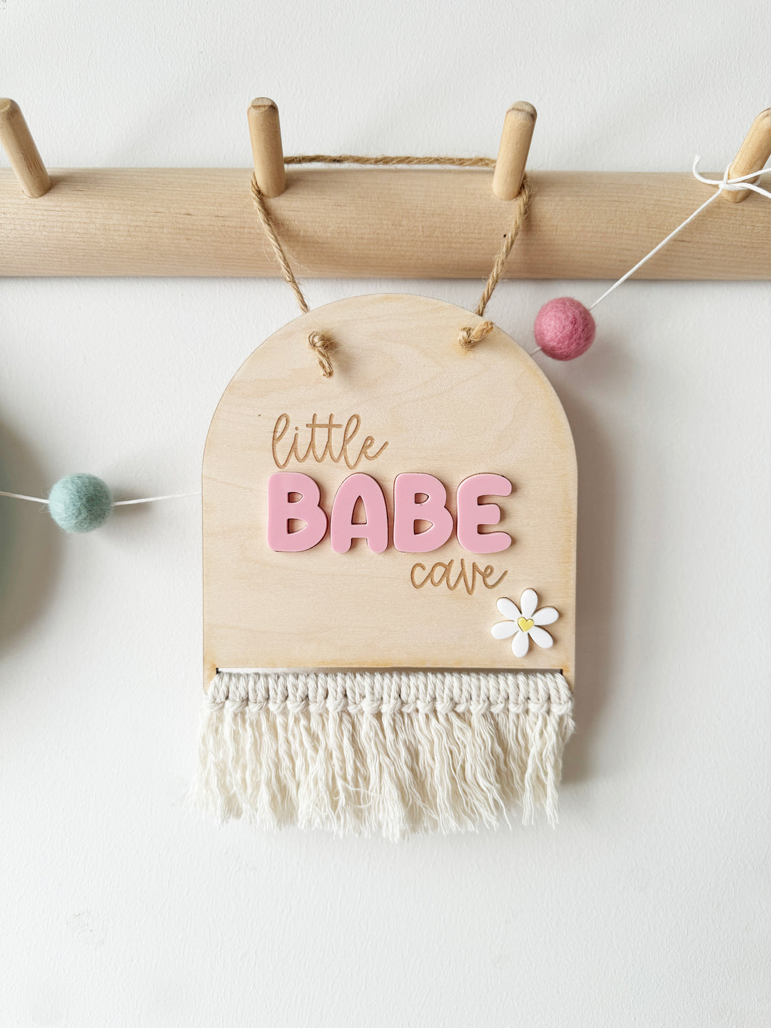 Little babe cave hanging pennant
