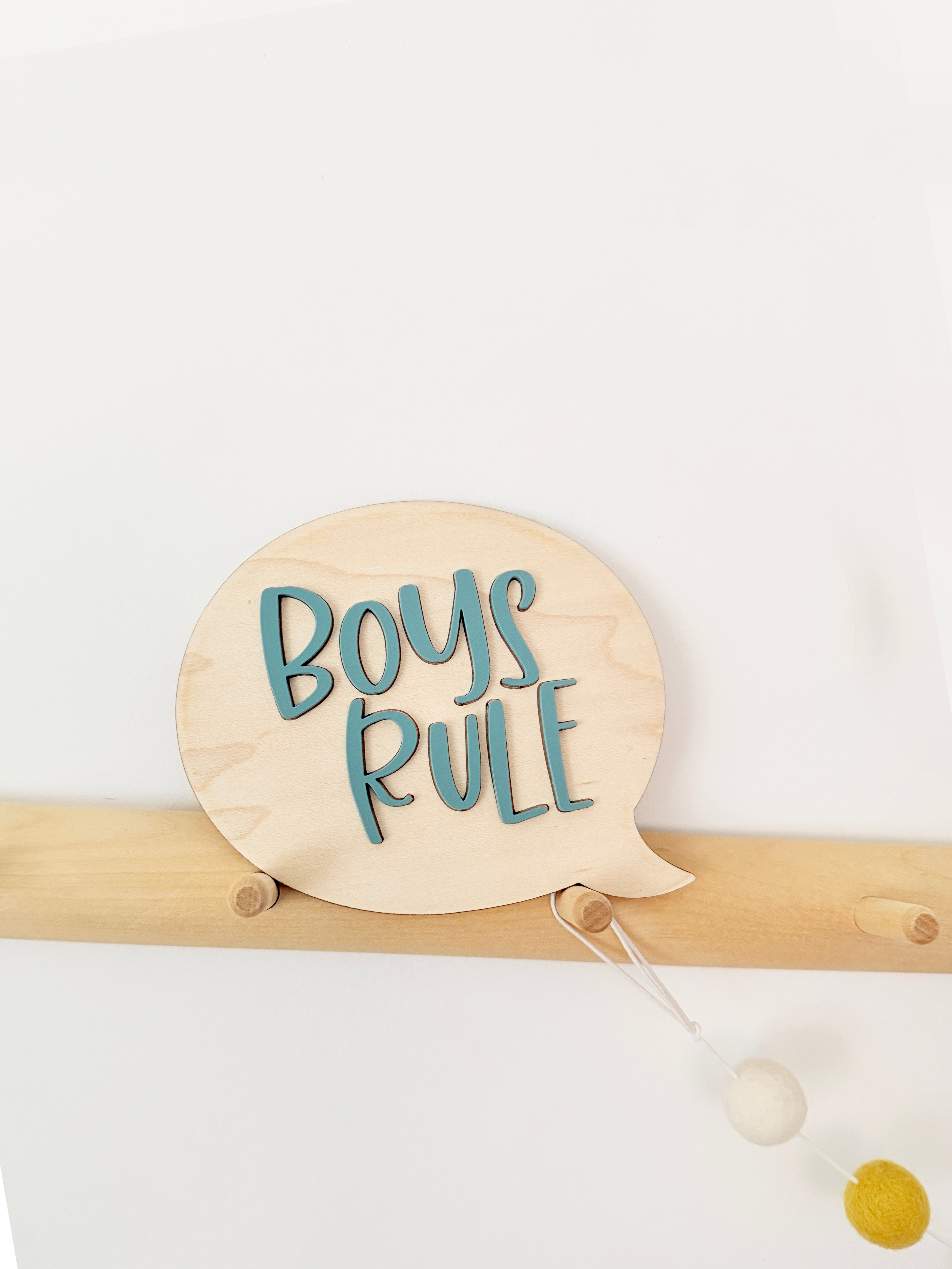Boys rule speech bubble wall shape