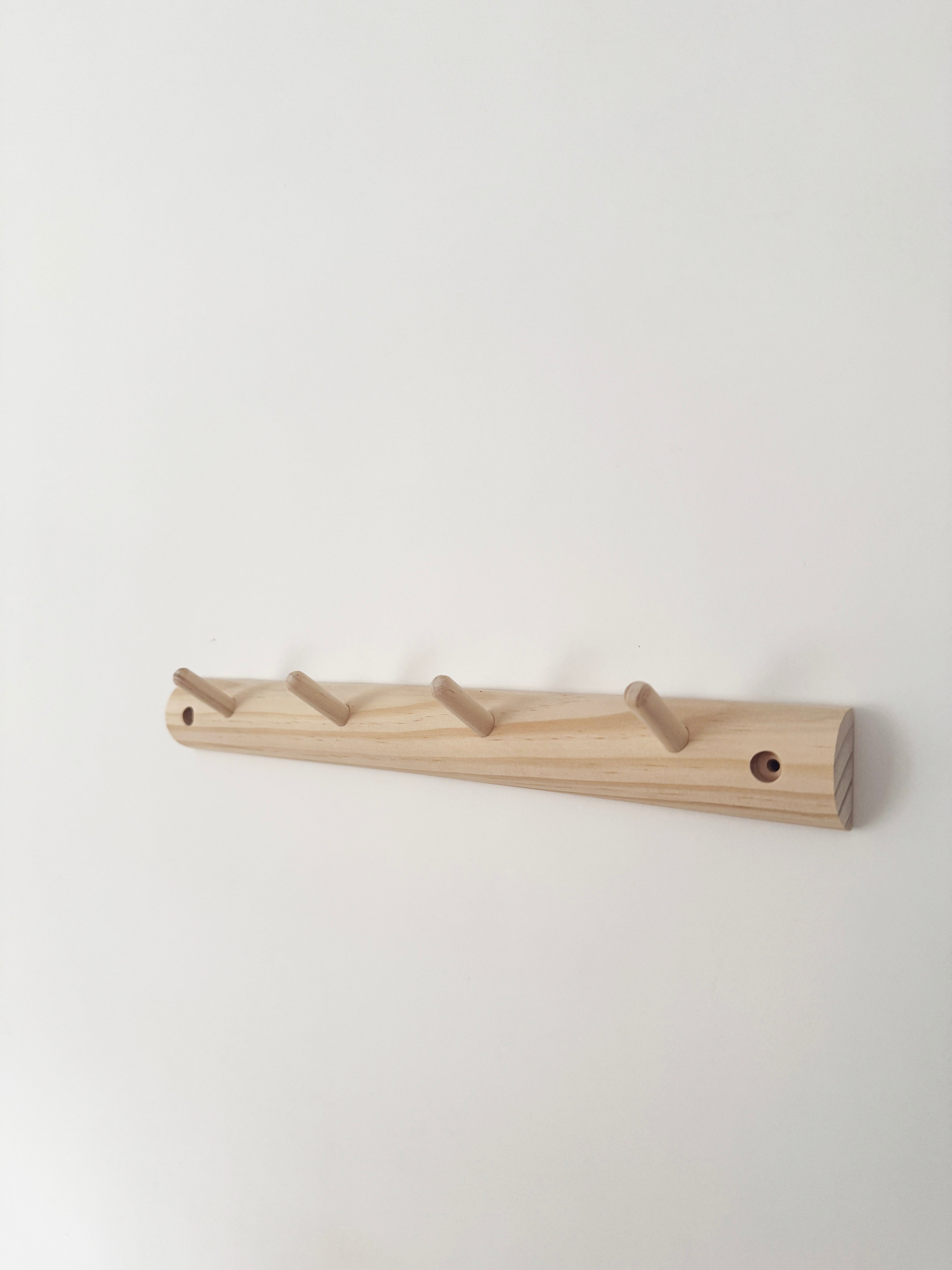 Short peg rail - 36cm/4 hooks