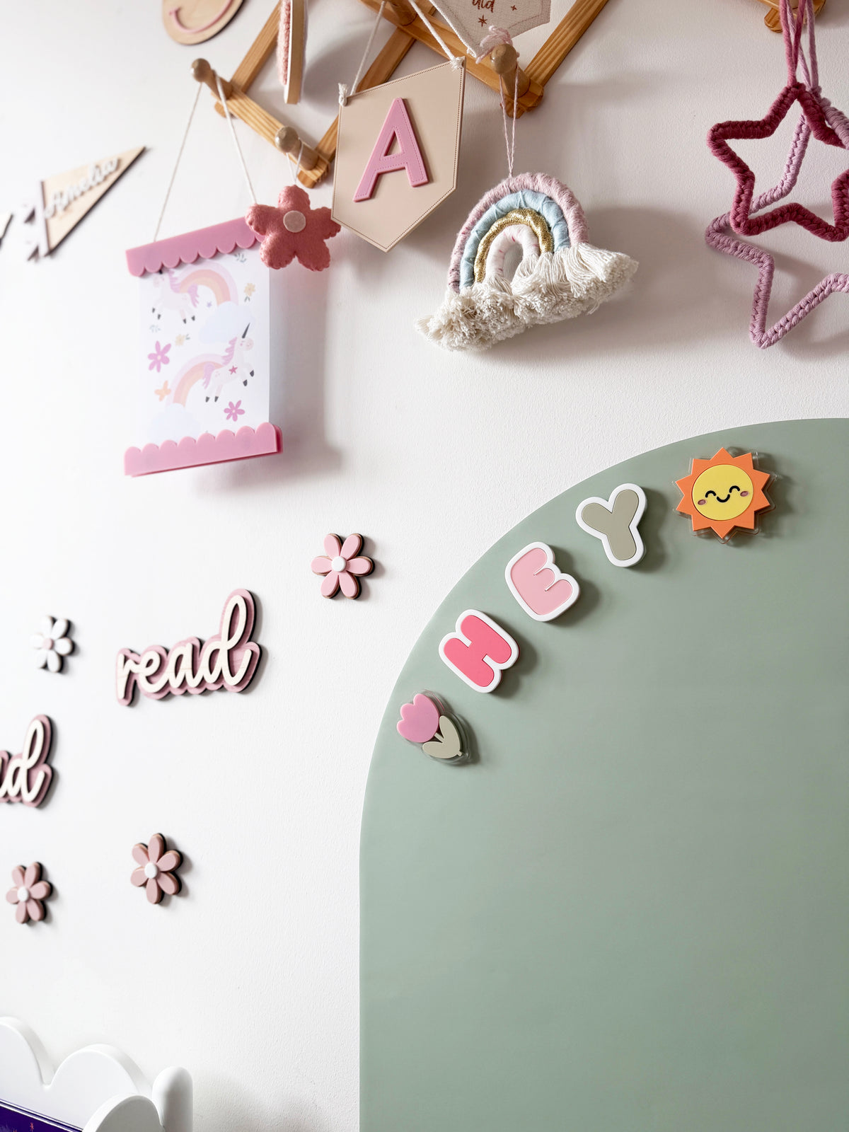 Magnetic wall arch decal - Sage (PRE-ORDER)