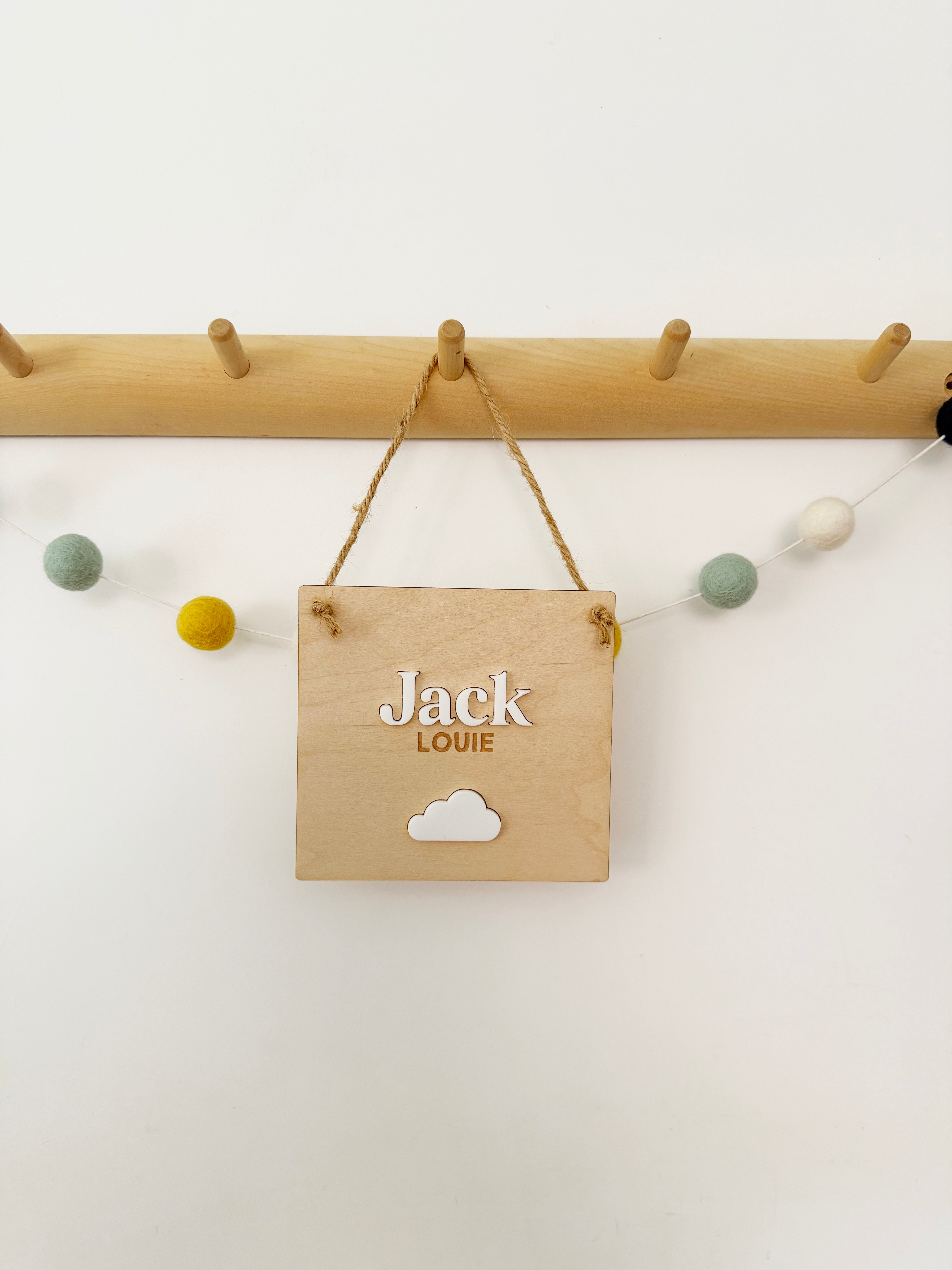 Personalised name cloud mini pennant
