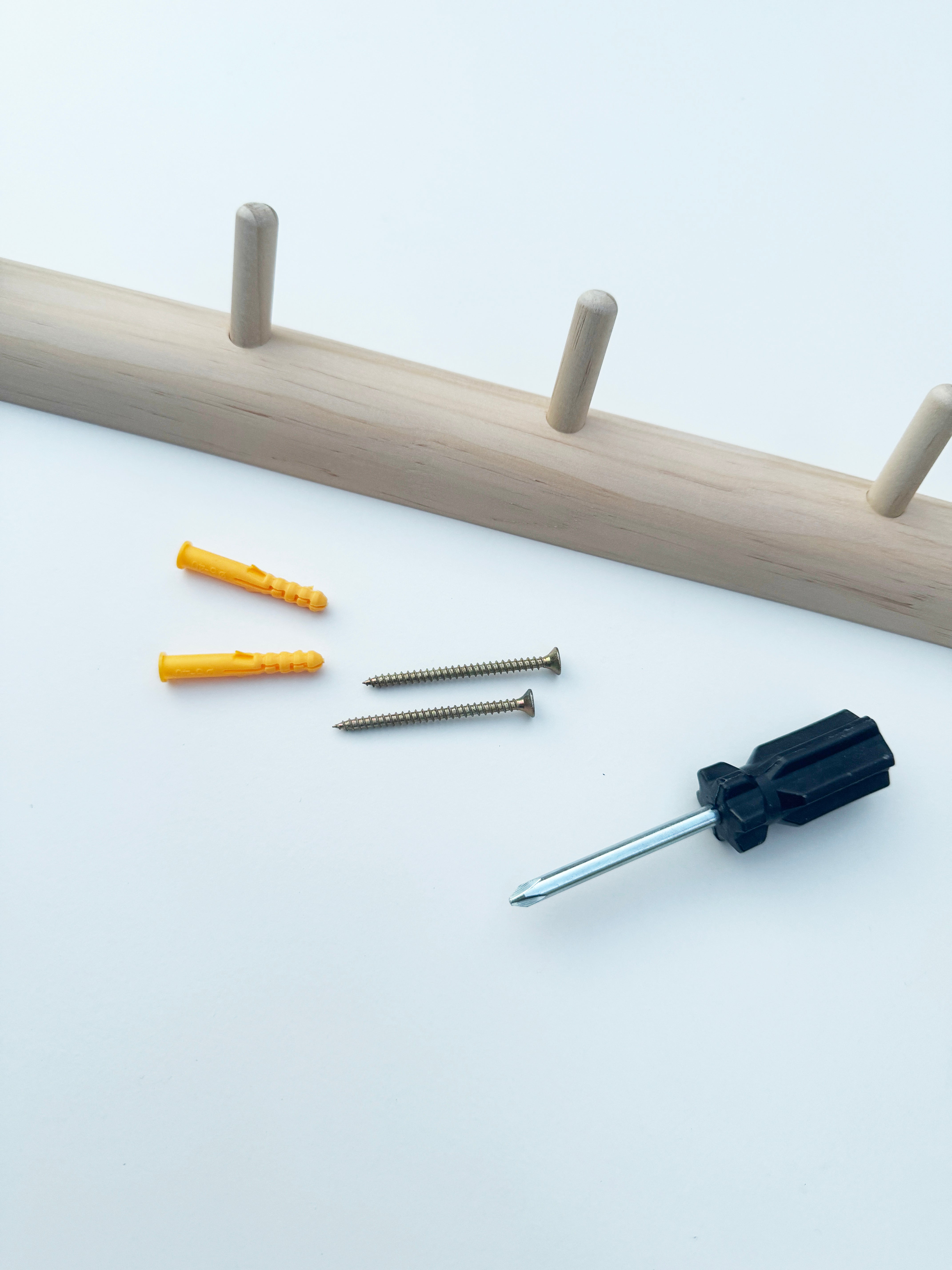 Short peg rail - 36cm/4 hooks