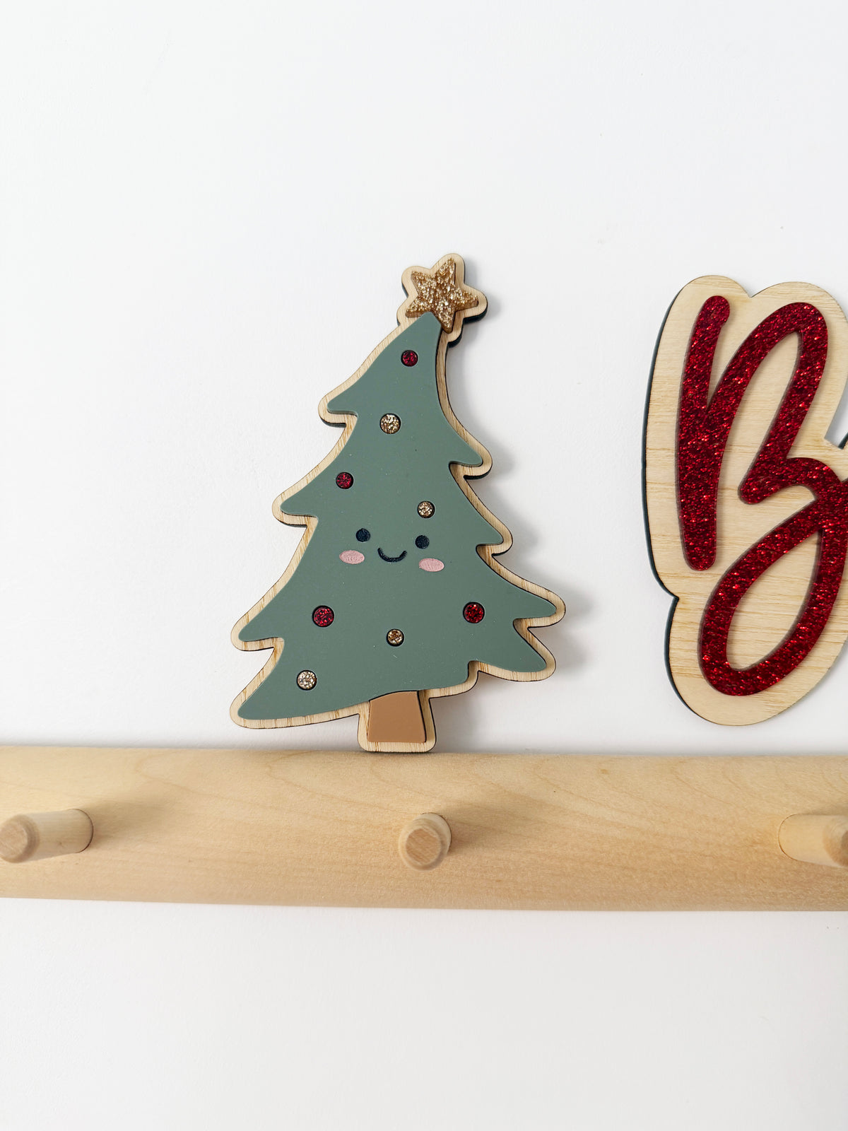 Wonky Christmas tree shelf sitter