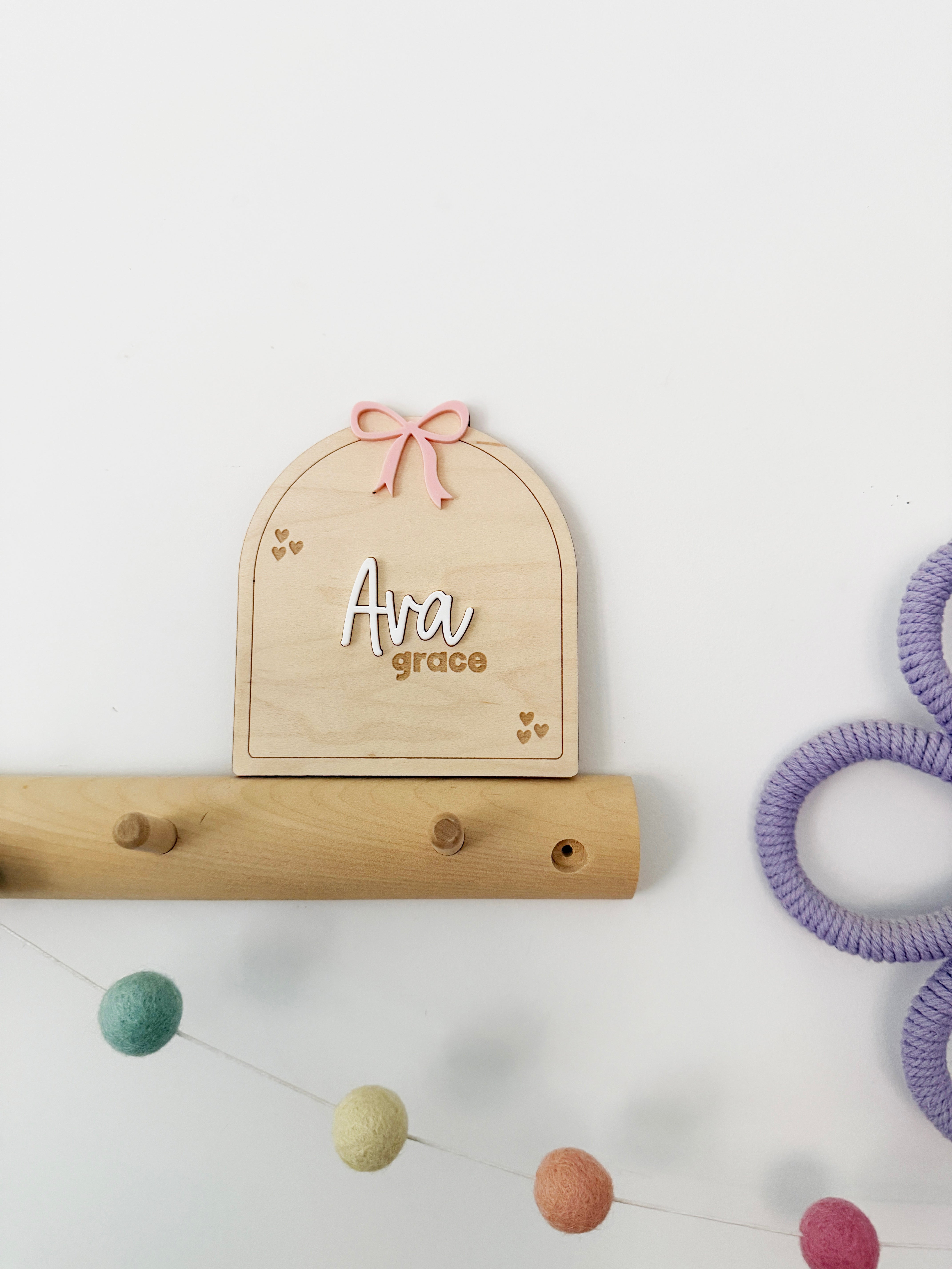 Personalised bow name shelf sitter