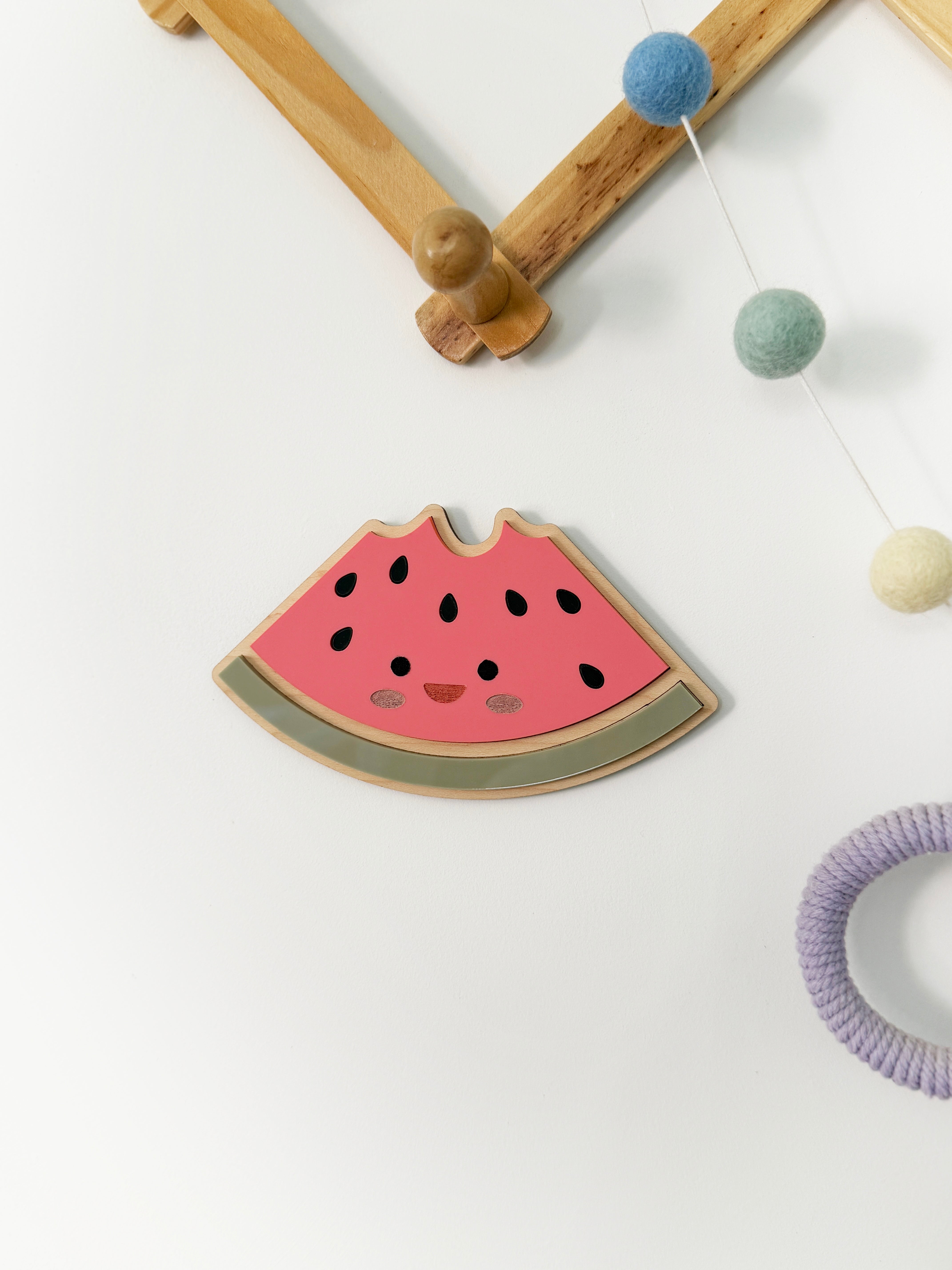 Smiley watermelon wall shape (10 Rays of Sunshine)