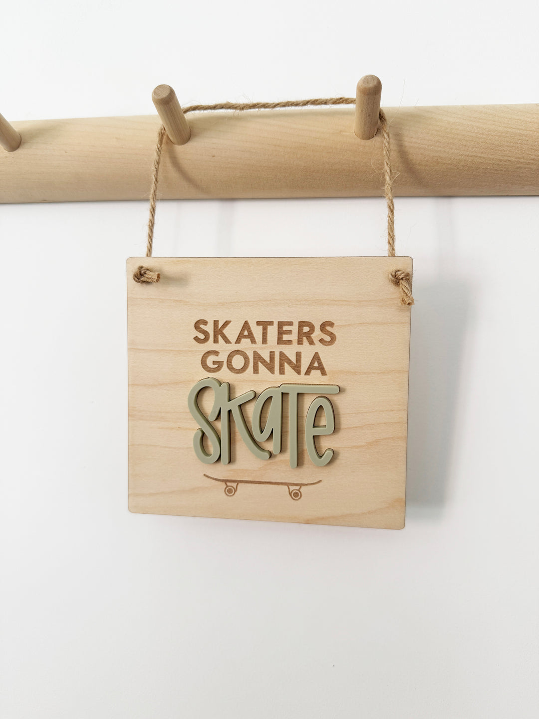 Skaters gonna skate mini pennant