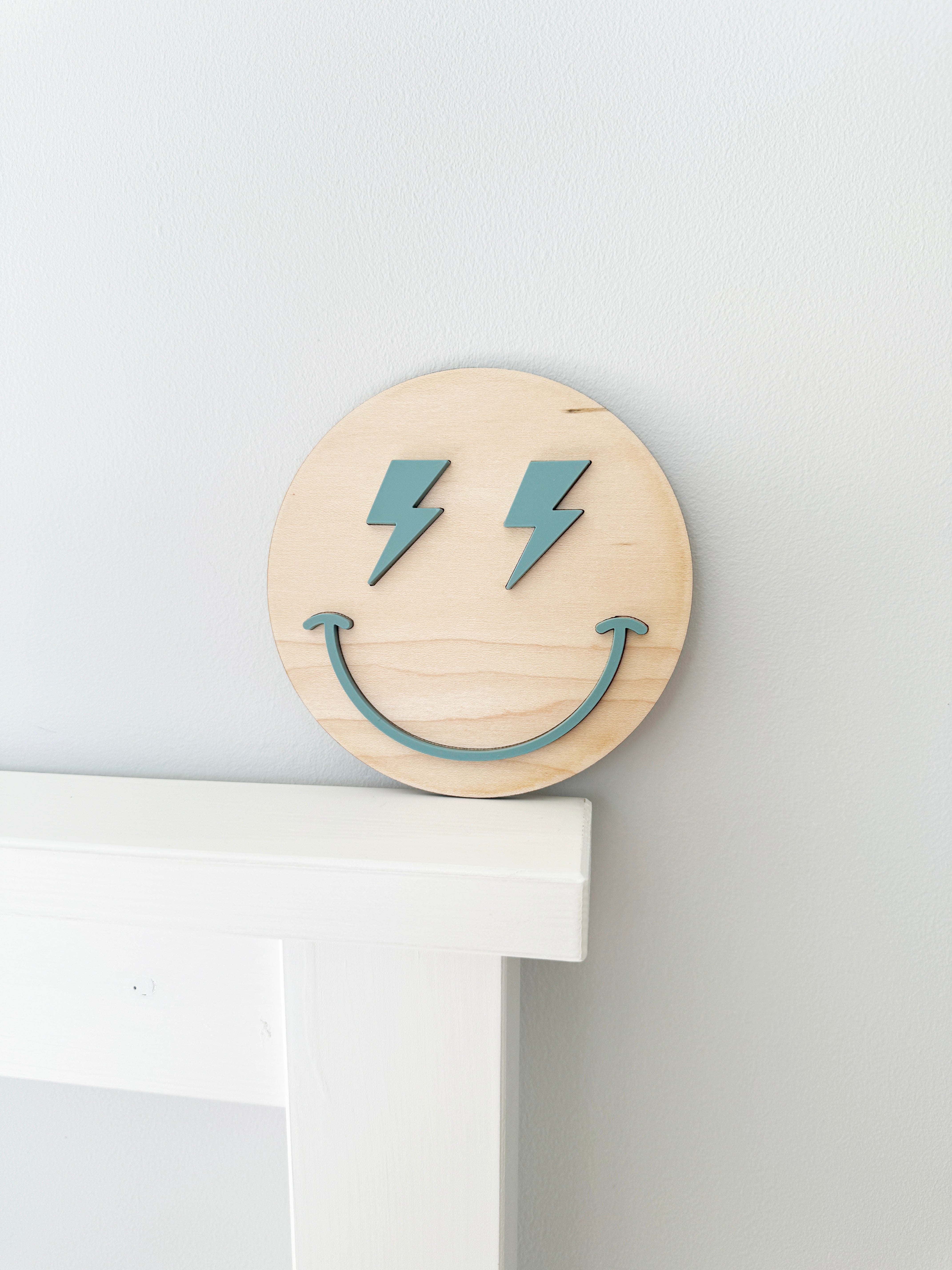 Lightning bolt face sign (Duck Egg)