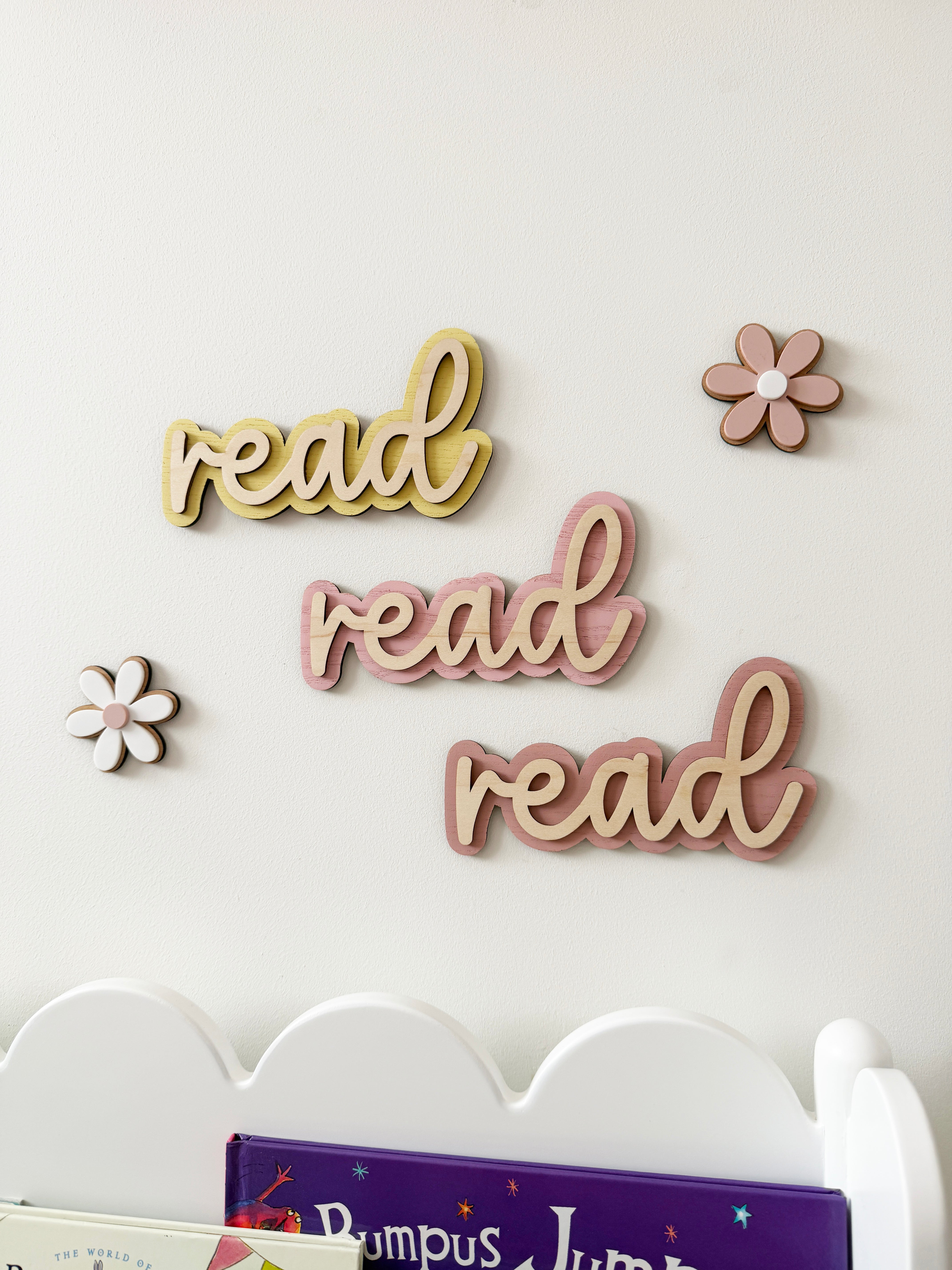 Double layer Read wall sign