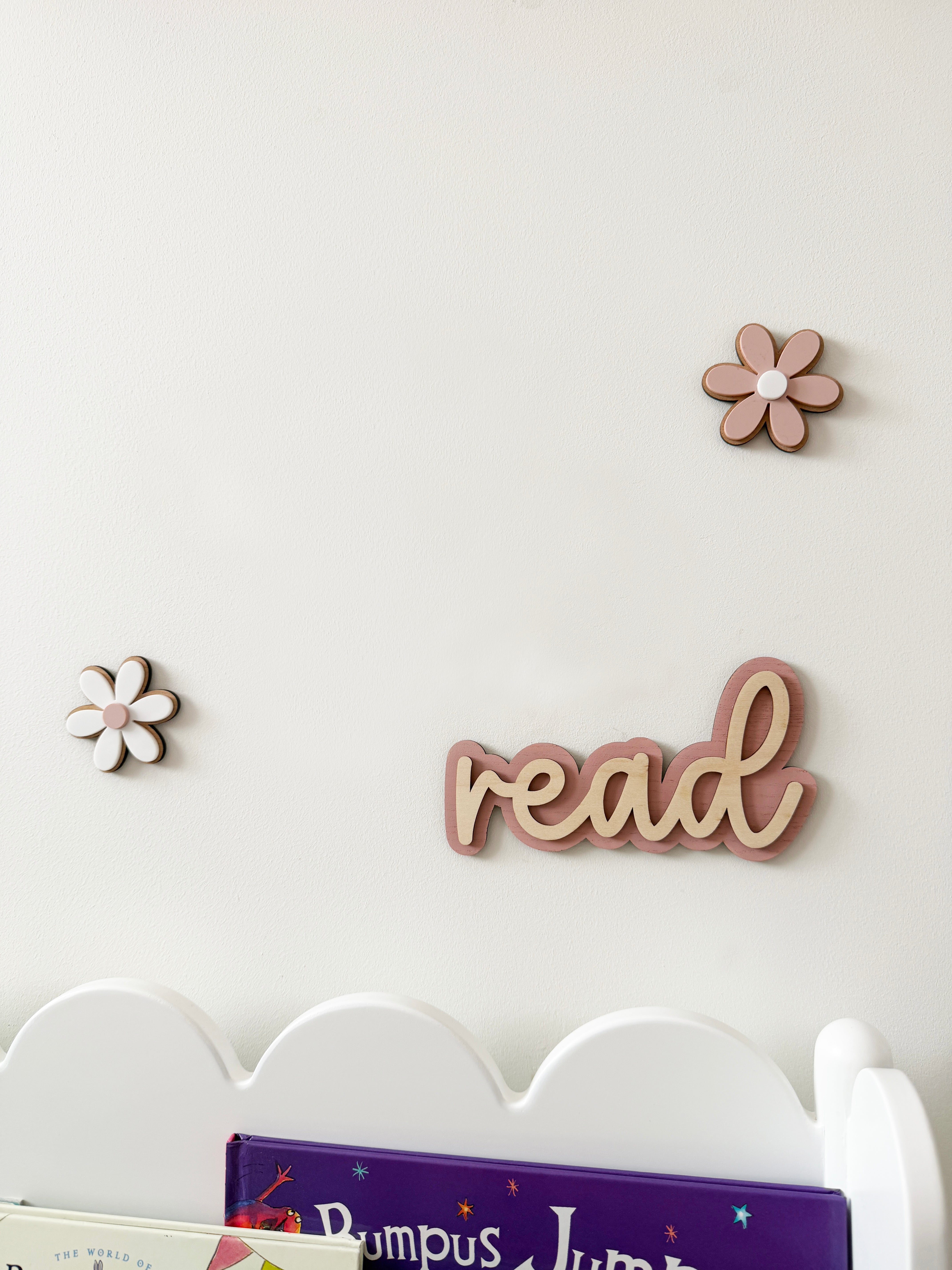 Double layer Read wall sign