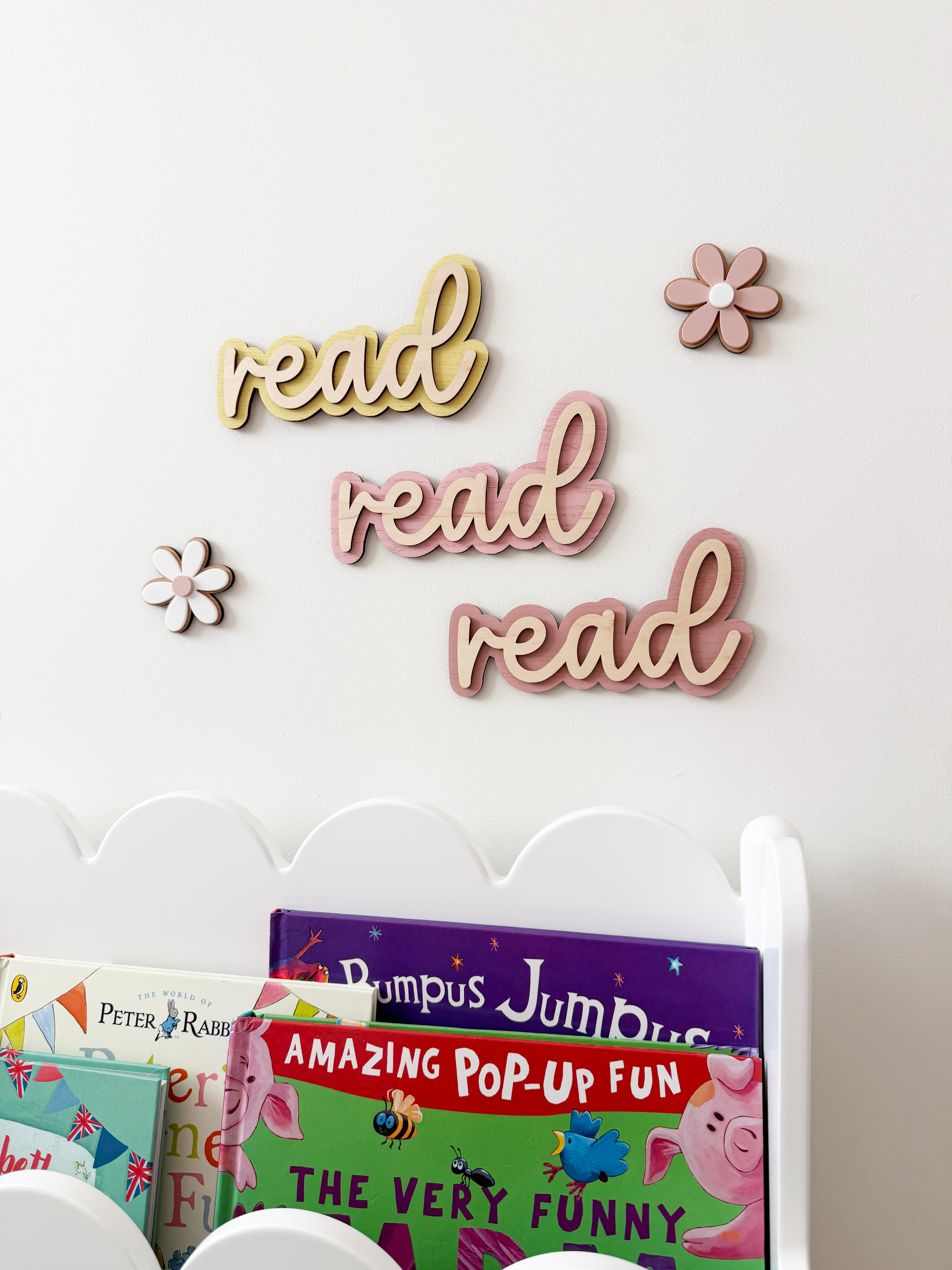 Double layer Read wall sign