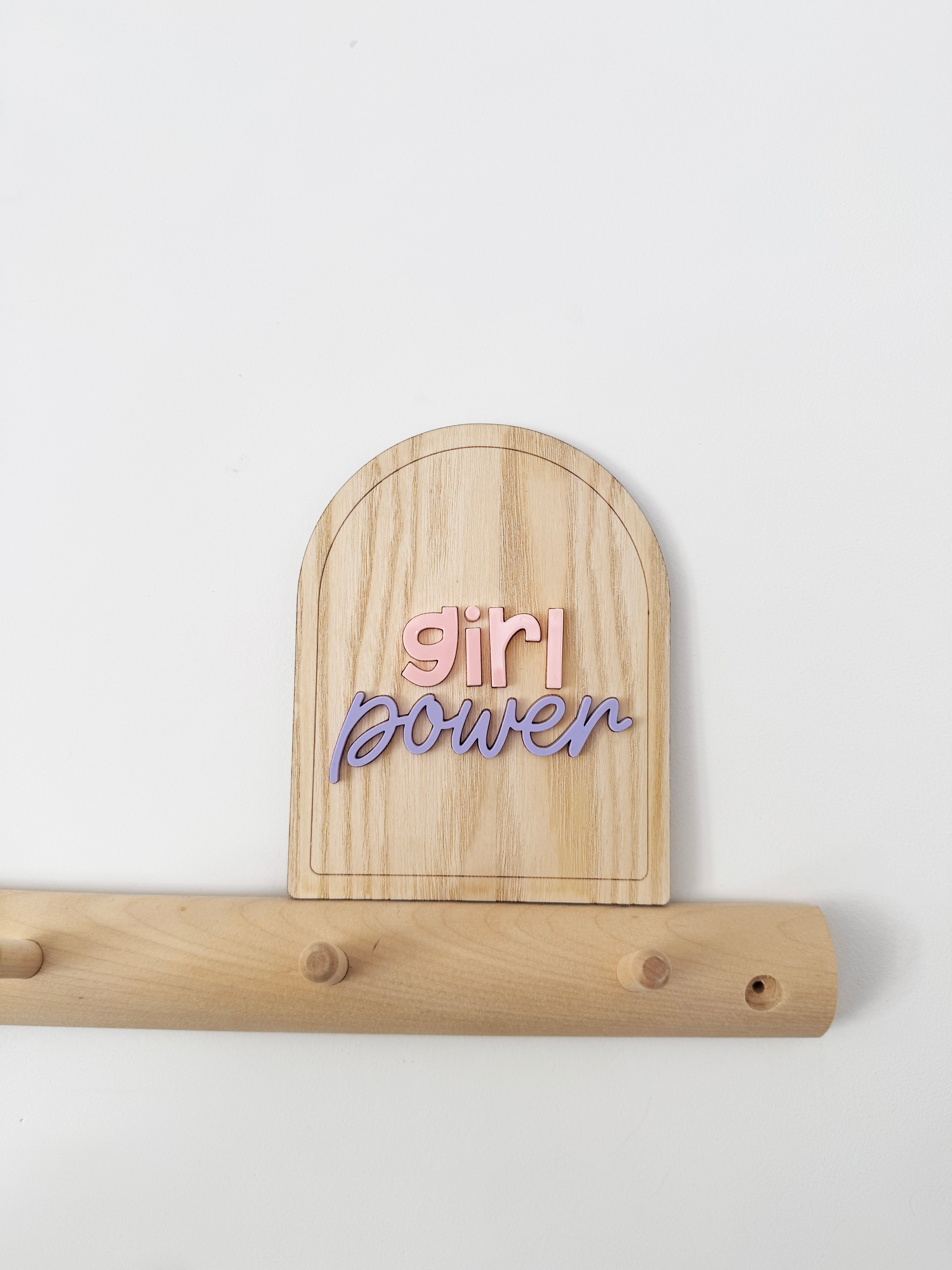 Girl power shelf sitter arch (Return of the Rays)