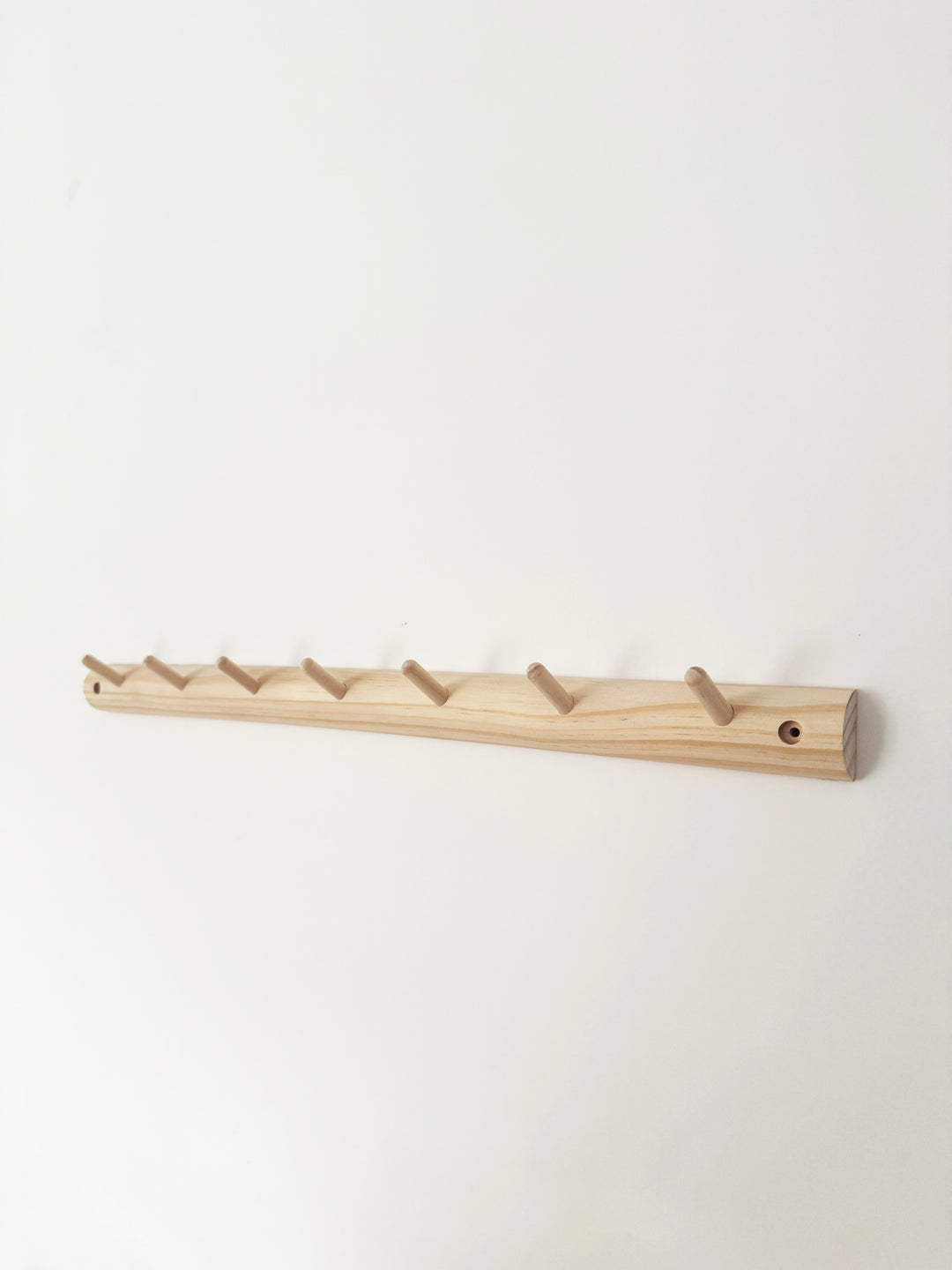 Long peg rail - 61cm/7 hooks