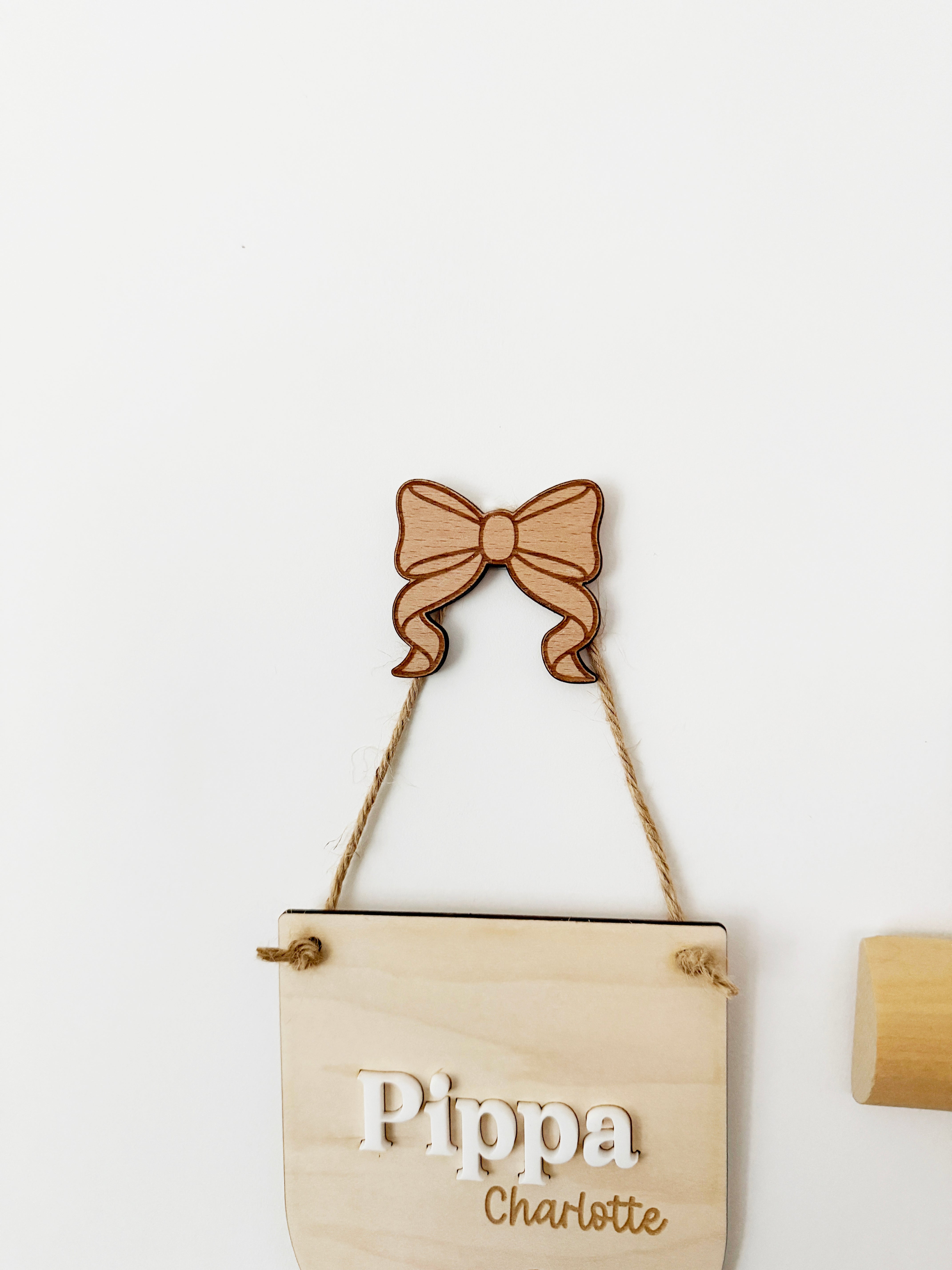 Bow Wall Hook