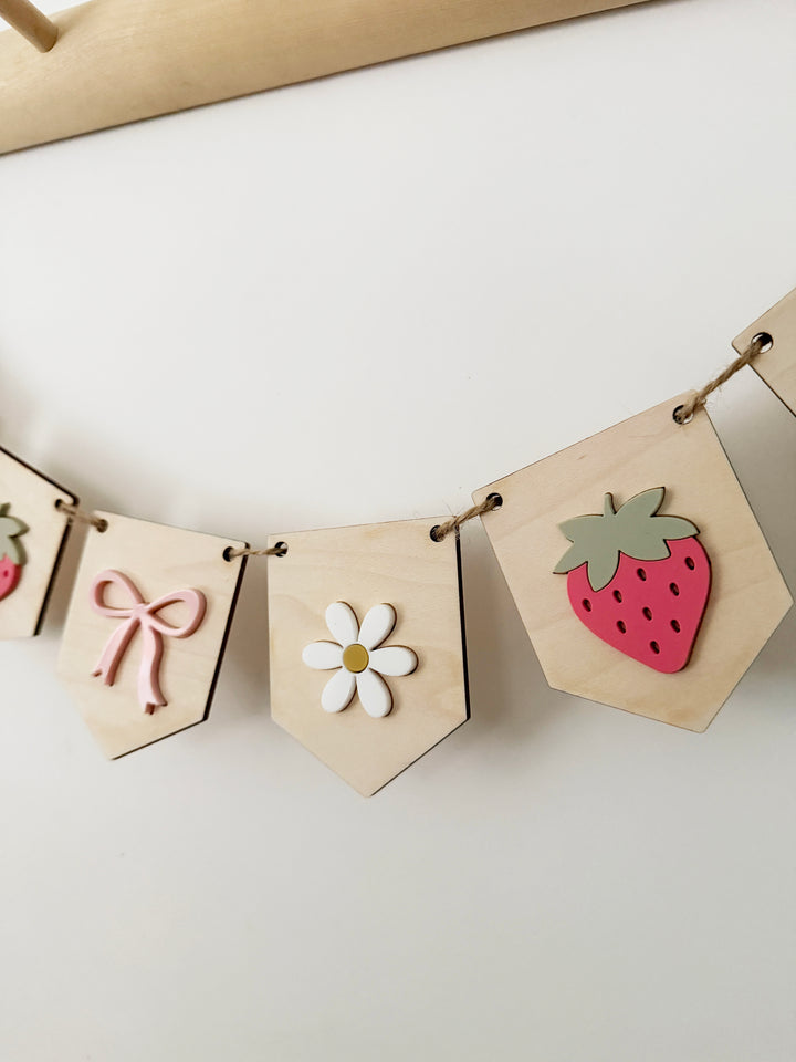 Fruity bow bunting