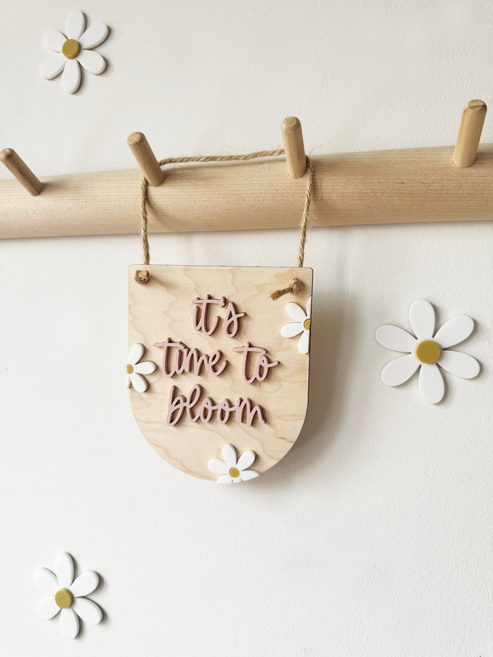 It's time to bloom mini pennant