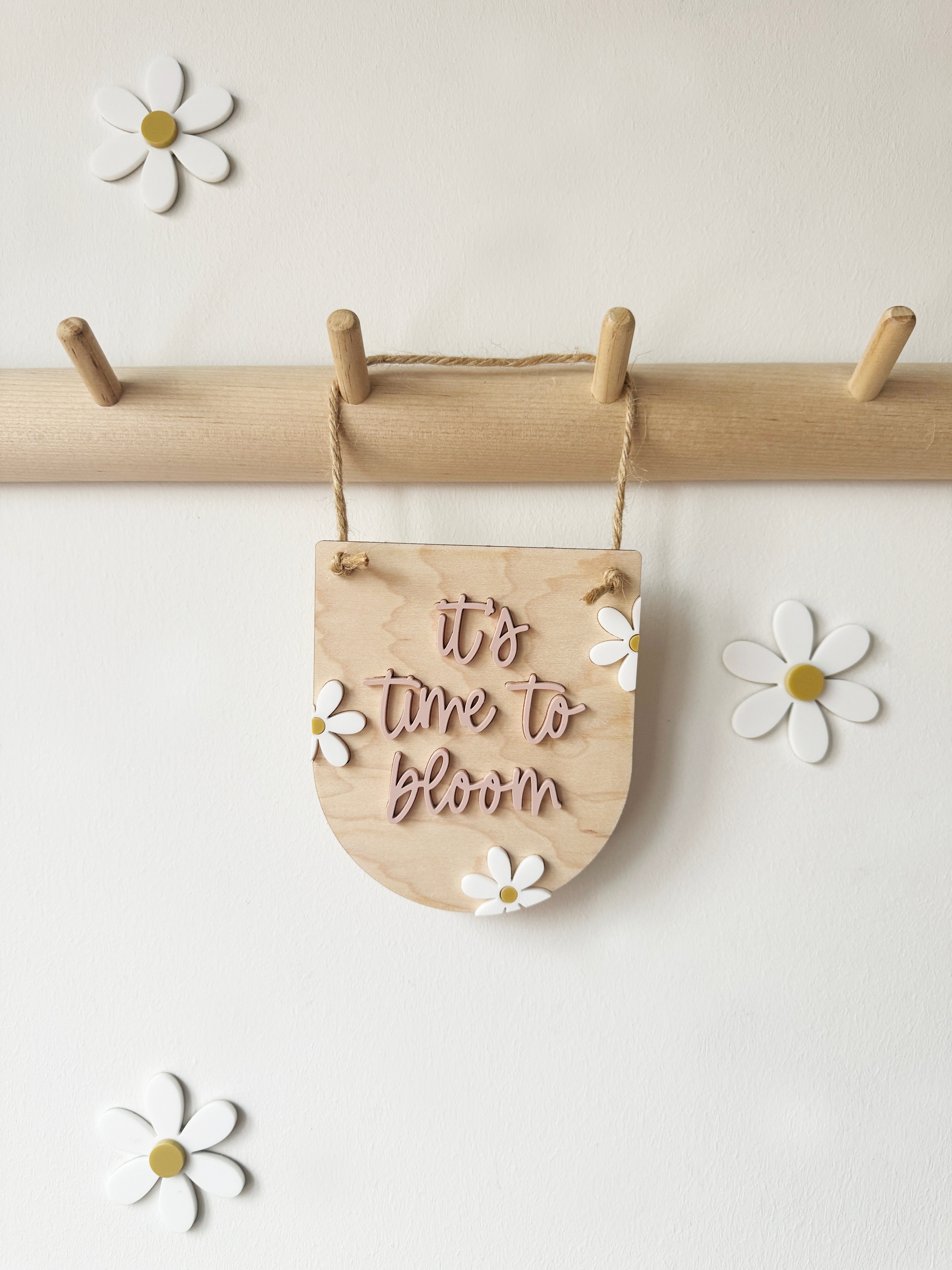 It's time to bloom mini pennant