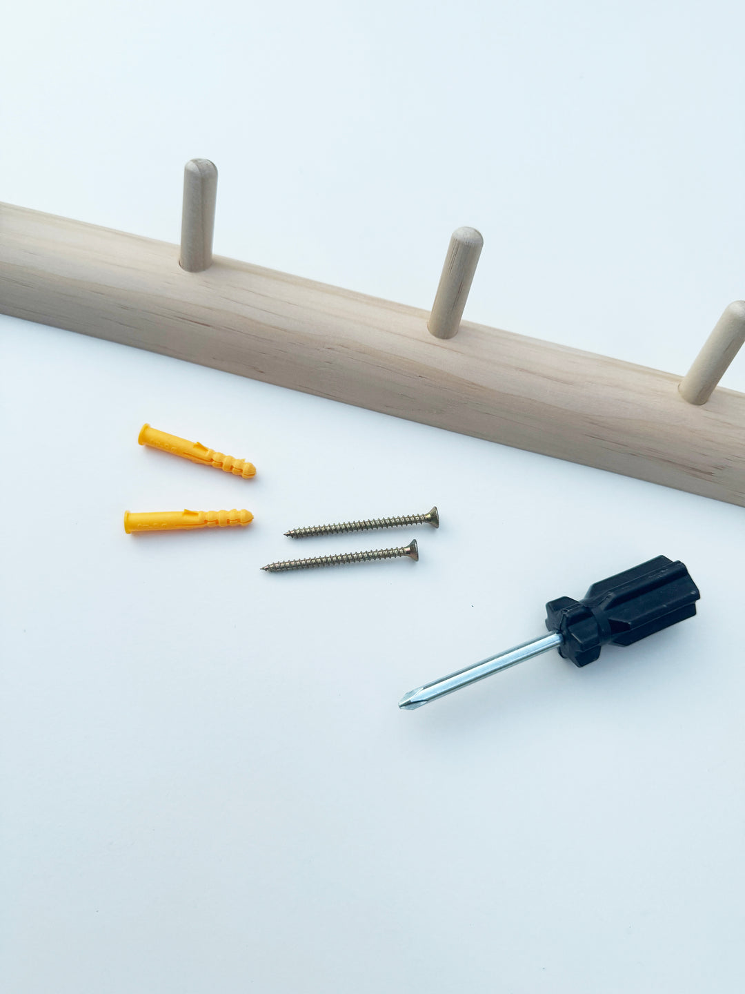 Short peg rail - 36cm/4 hooks