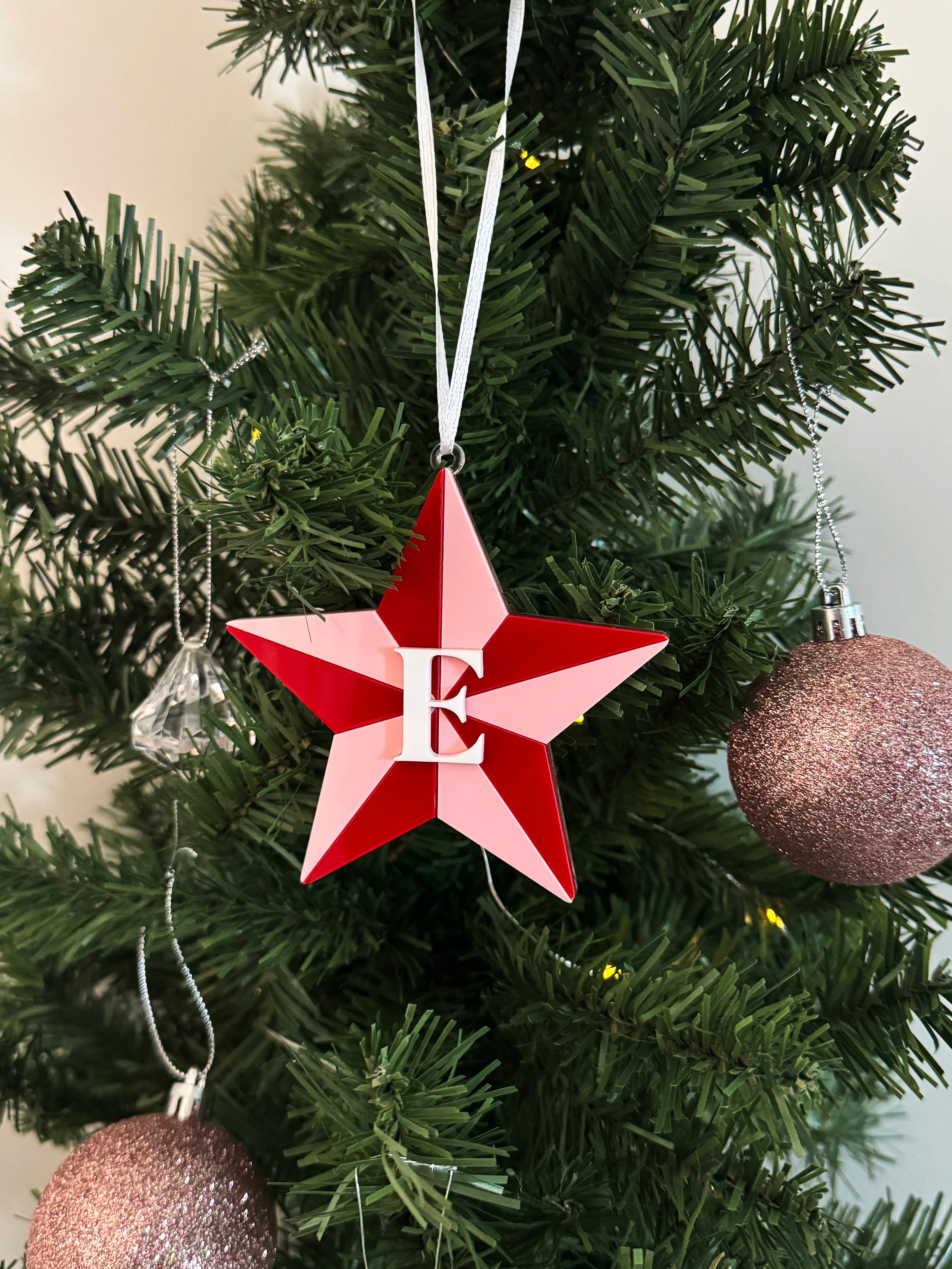 Personalised initial star tree decoration - Pink/Red