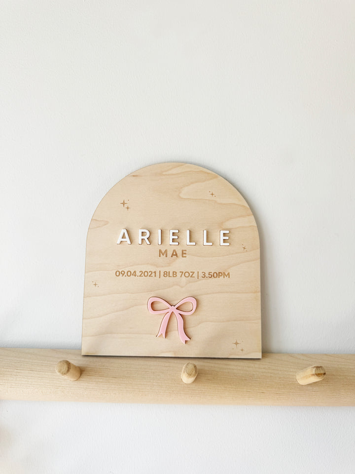 Personalised bow baby announcement arch