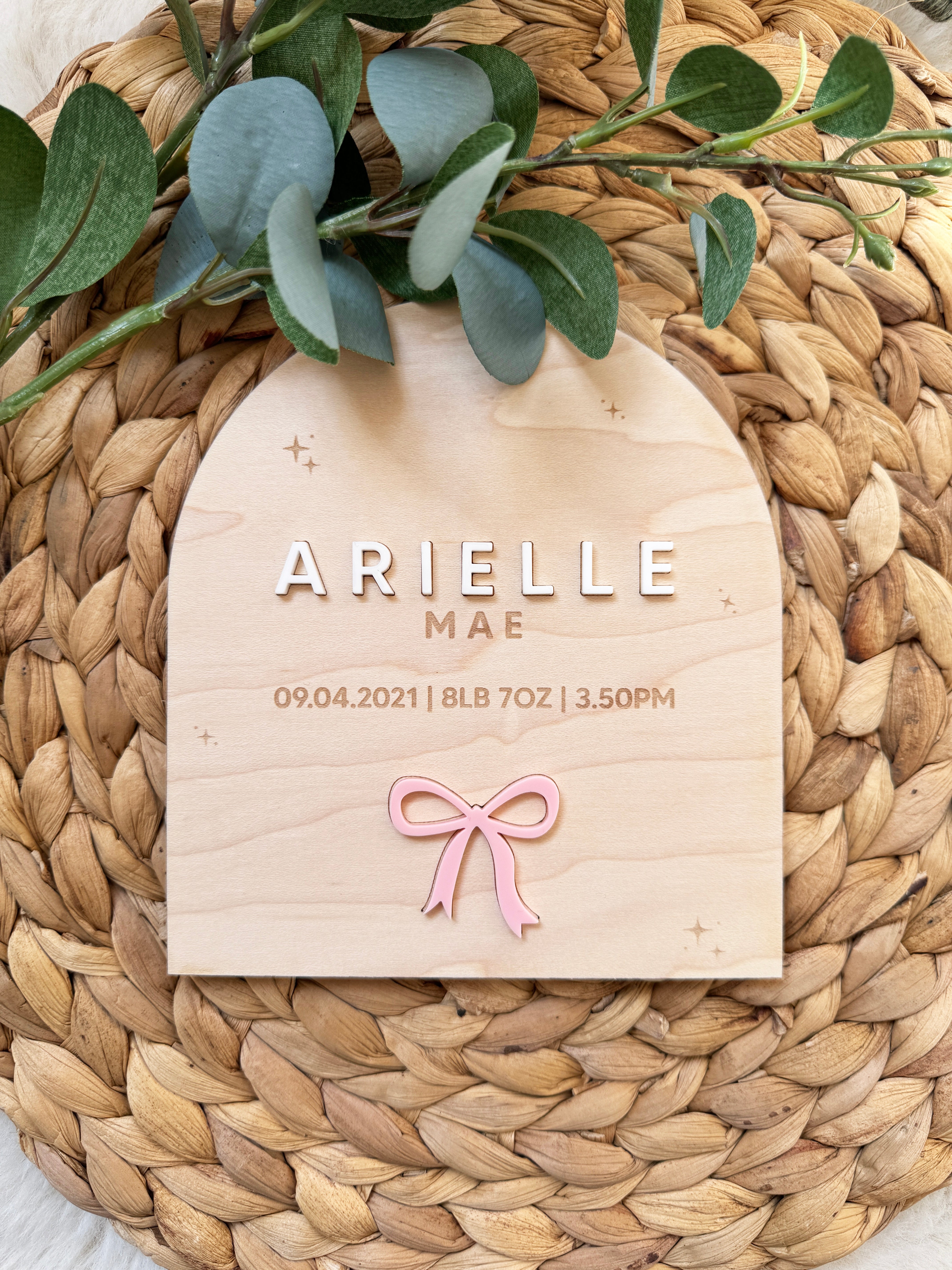 Personalised bow baby name announcement arch