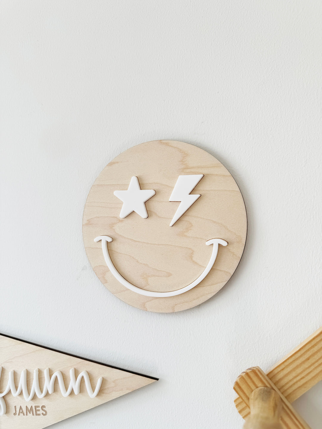 Star & bolt eye face sign