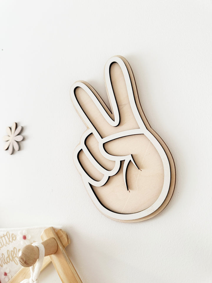 Peace sign wall shape large (white)