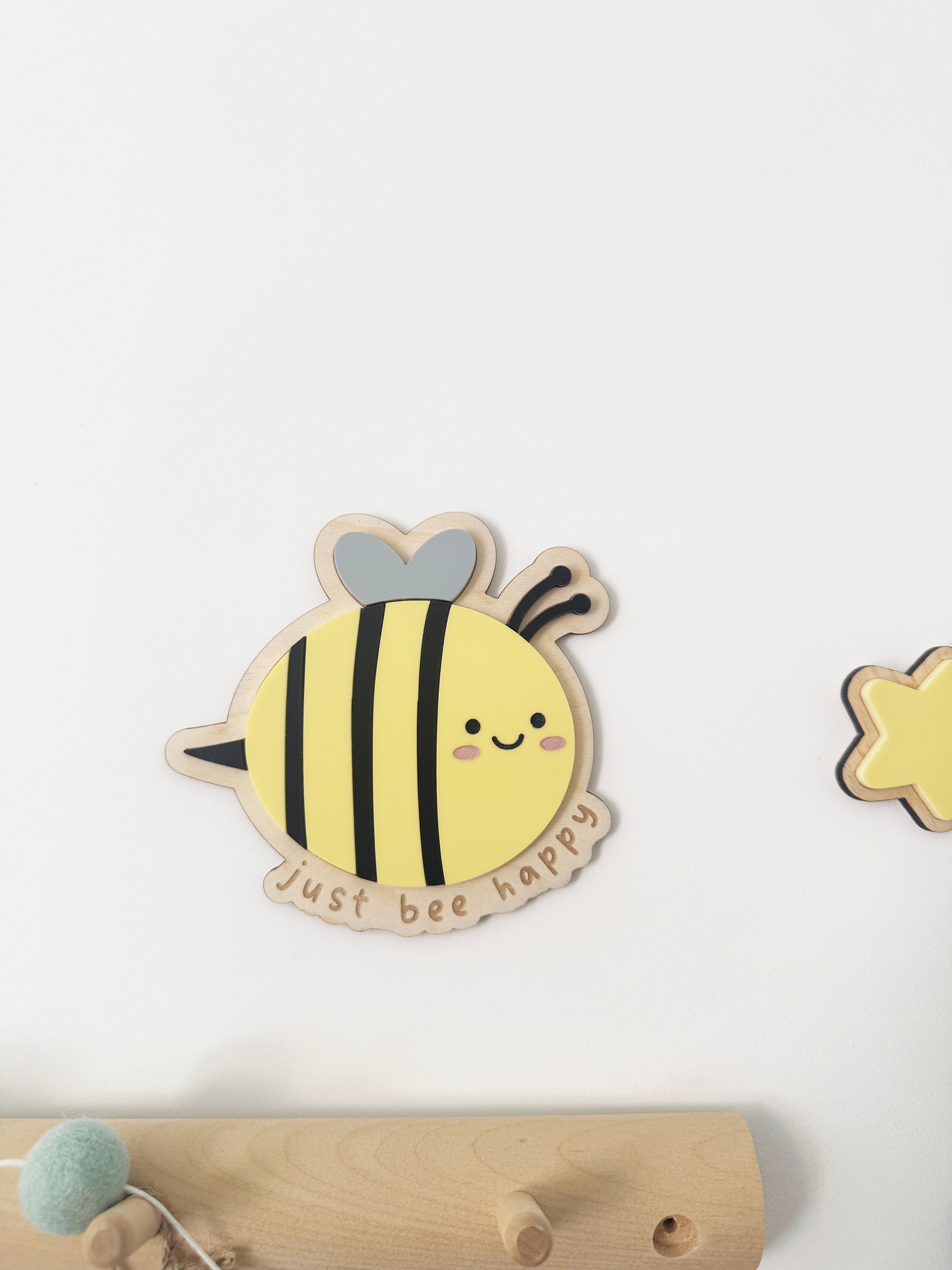 Bee happy wall shape (Return of the Rays)