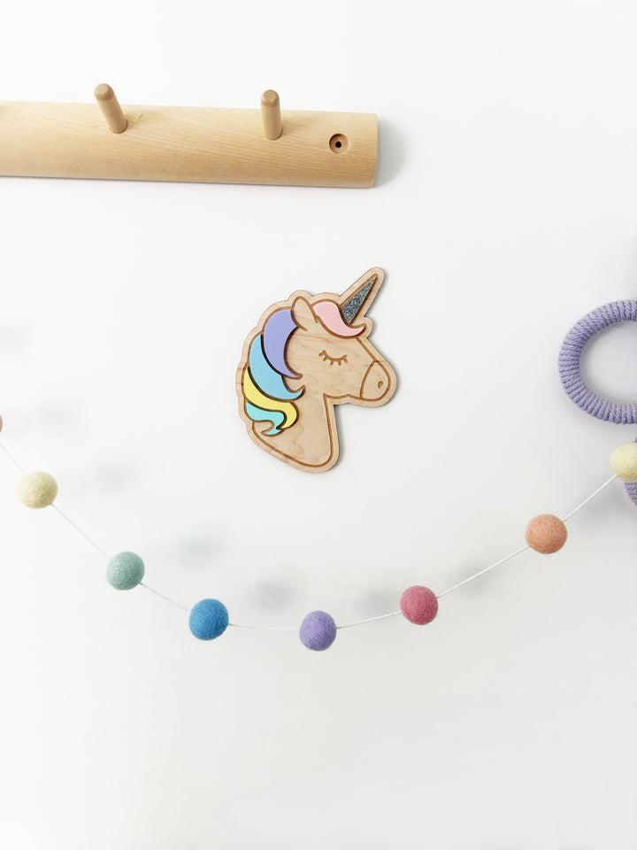 Unicorn wall shape
