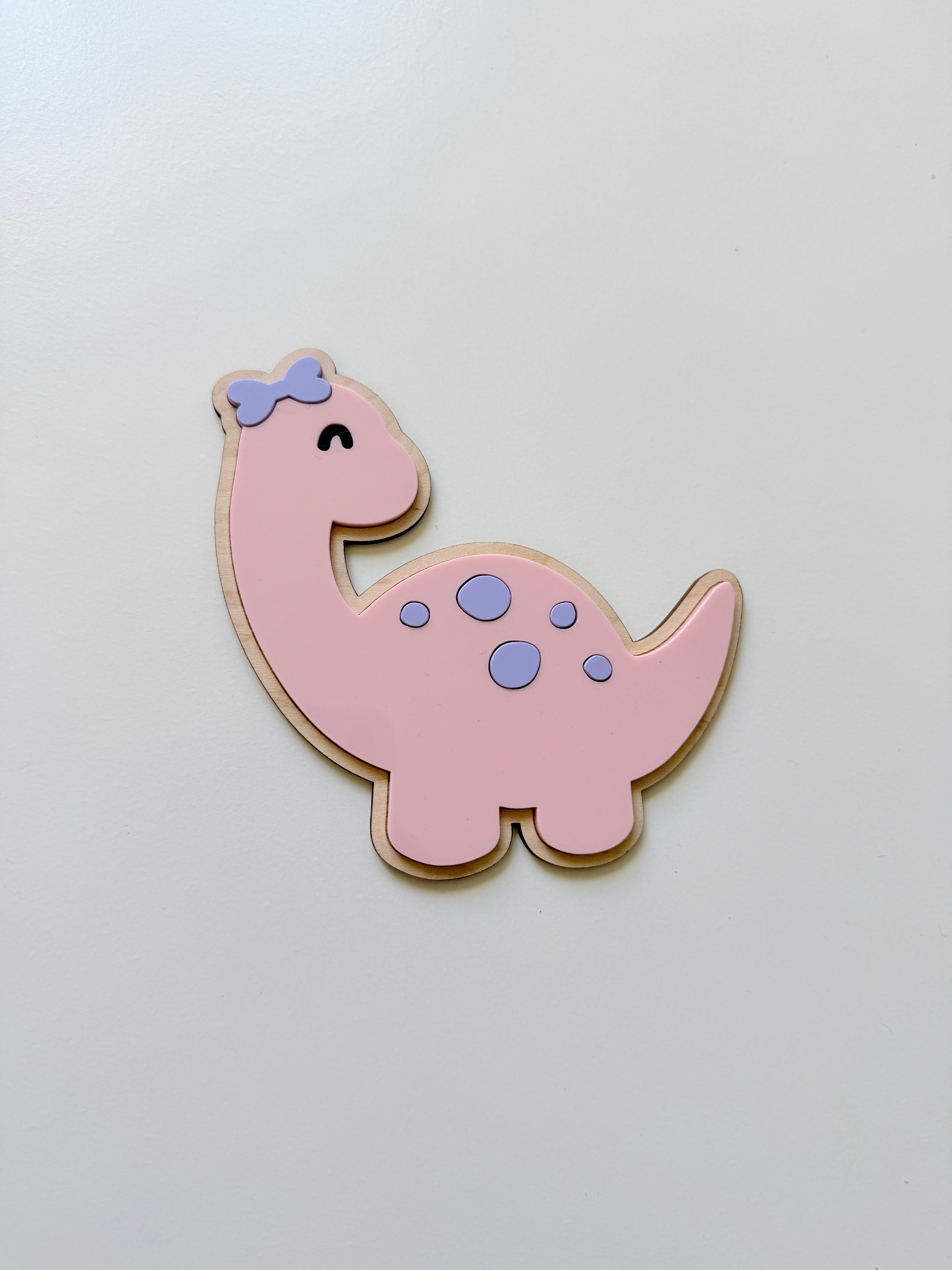 Dinosaur bow wall shape *SAMPLE*