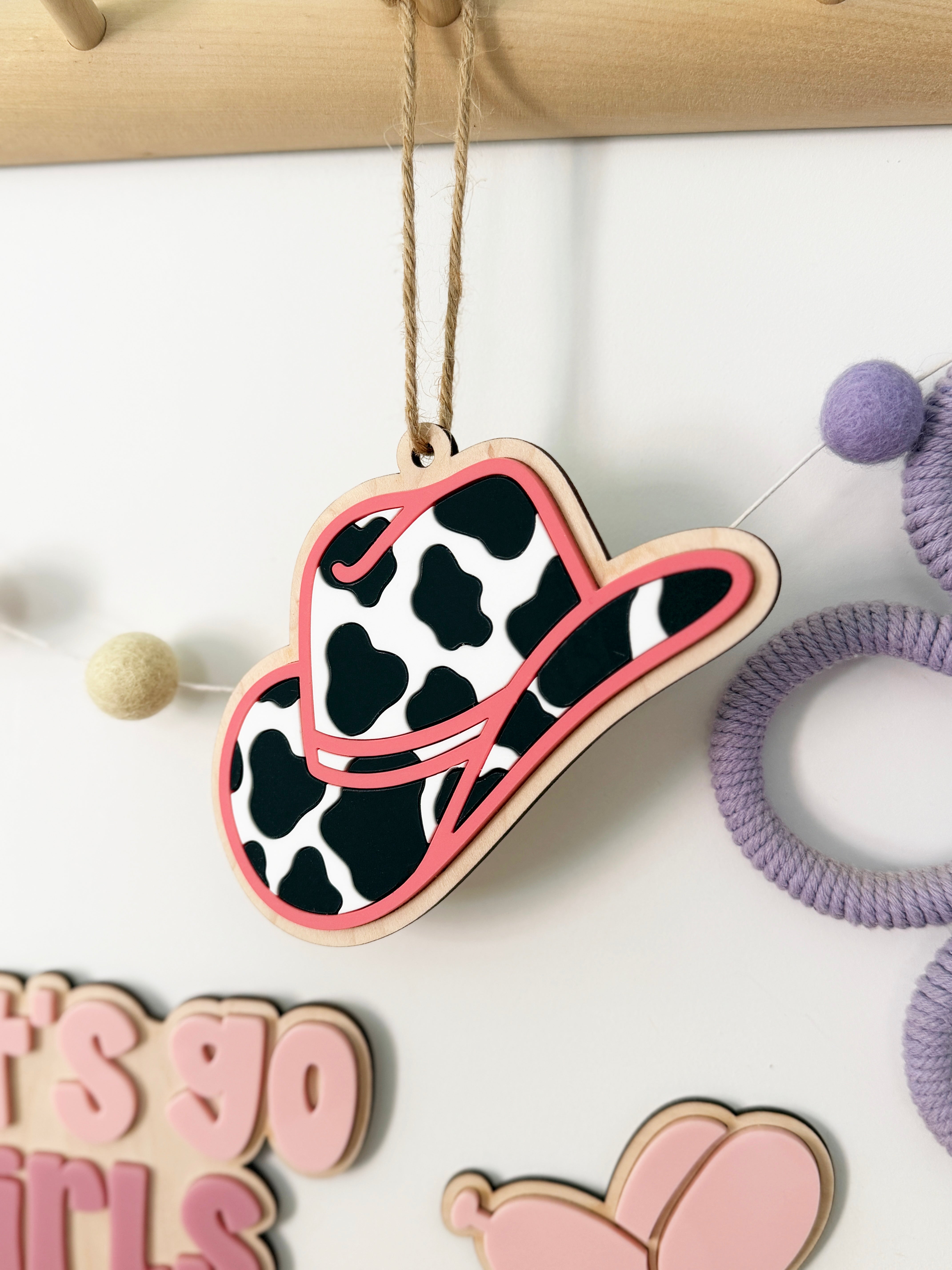 Cowprint cow girl hat wall decor hanging