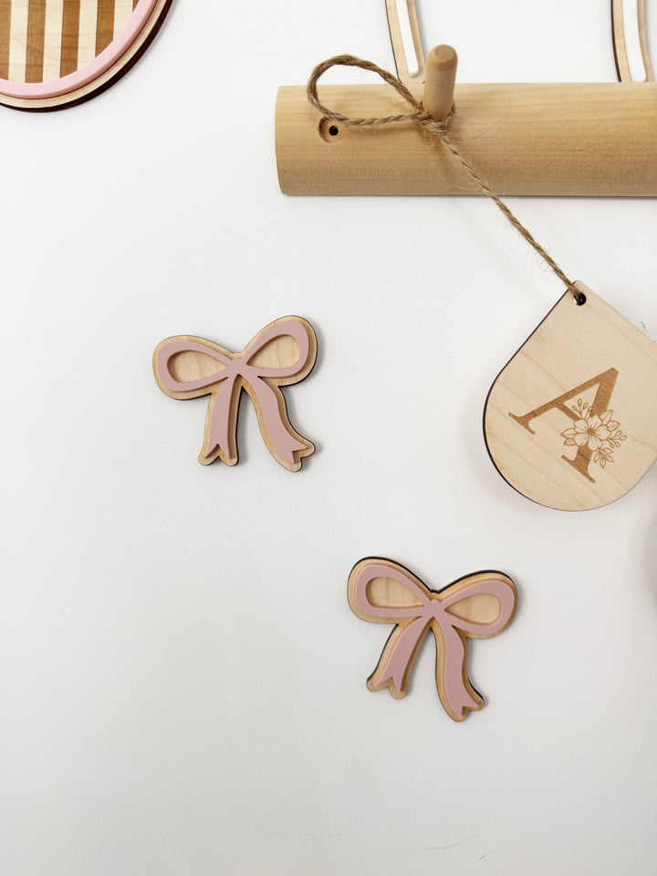 Mini bow wall shapes (set of 4)