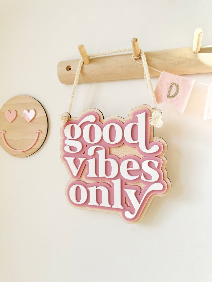 Good vibes only triple layer hanging